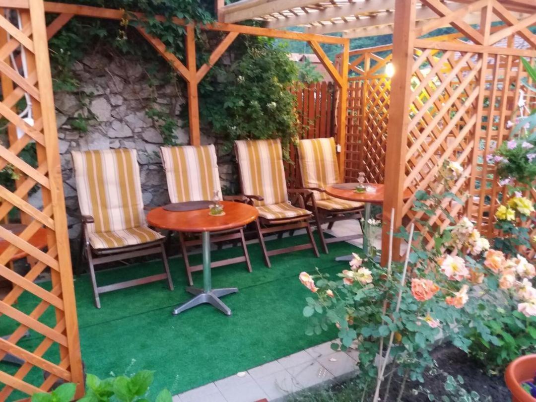 Pension Eden Băile Herculane Exterior foto