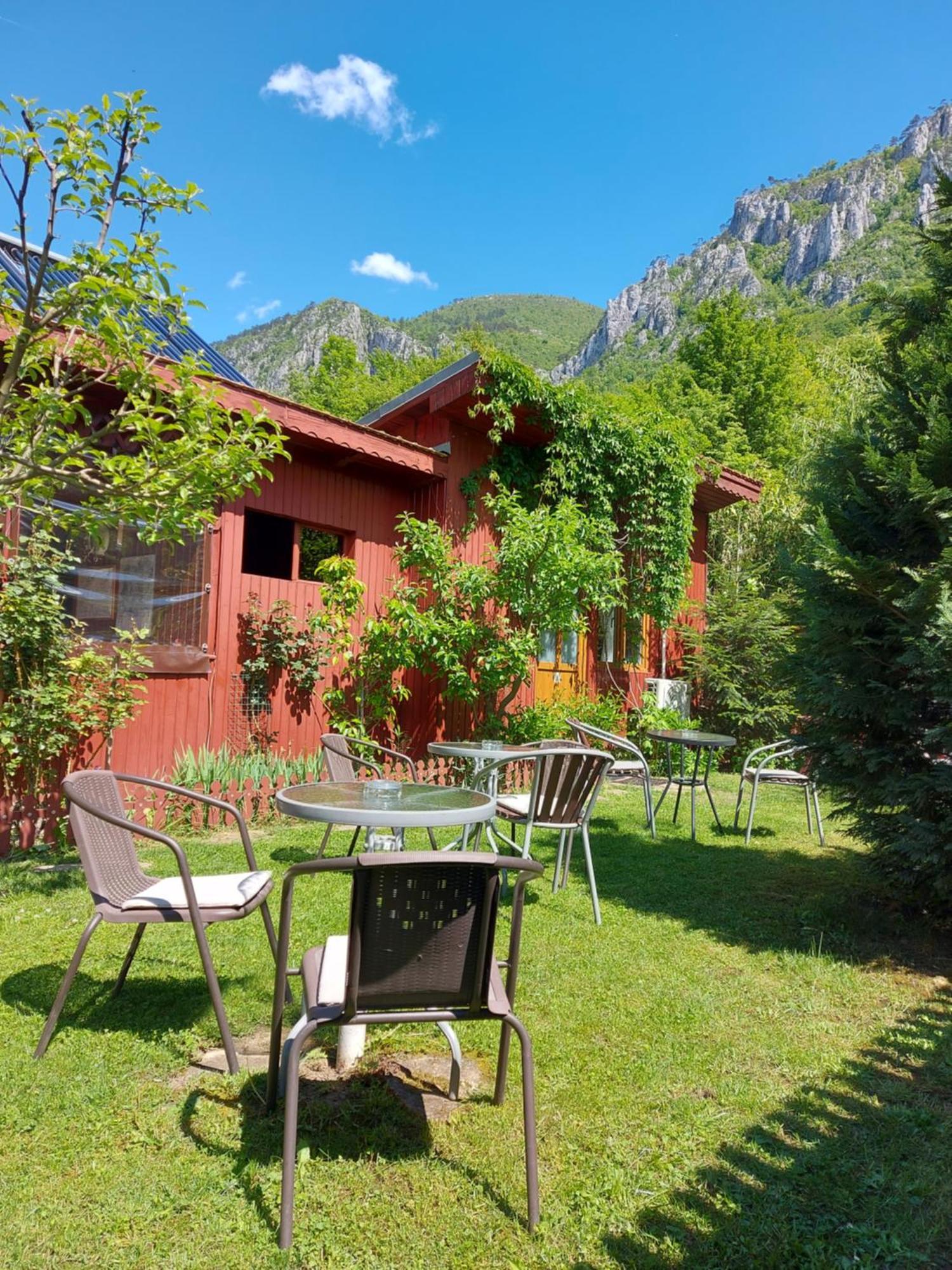 Pension Eden Băile Herculane Exterior foto