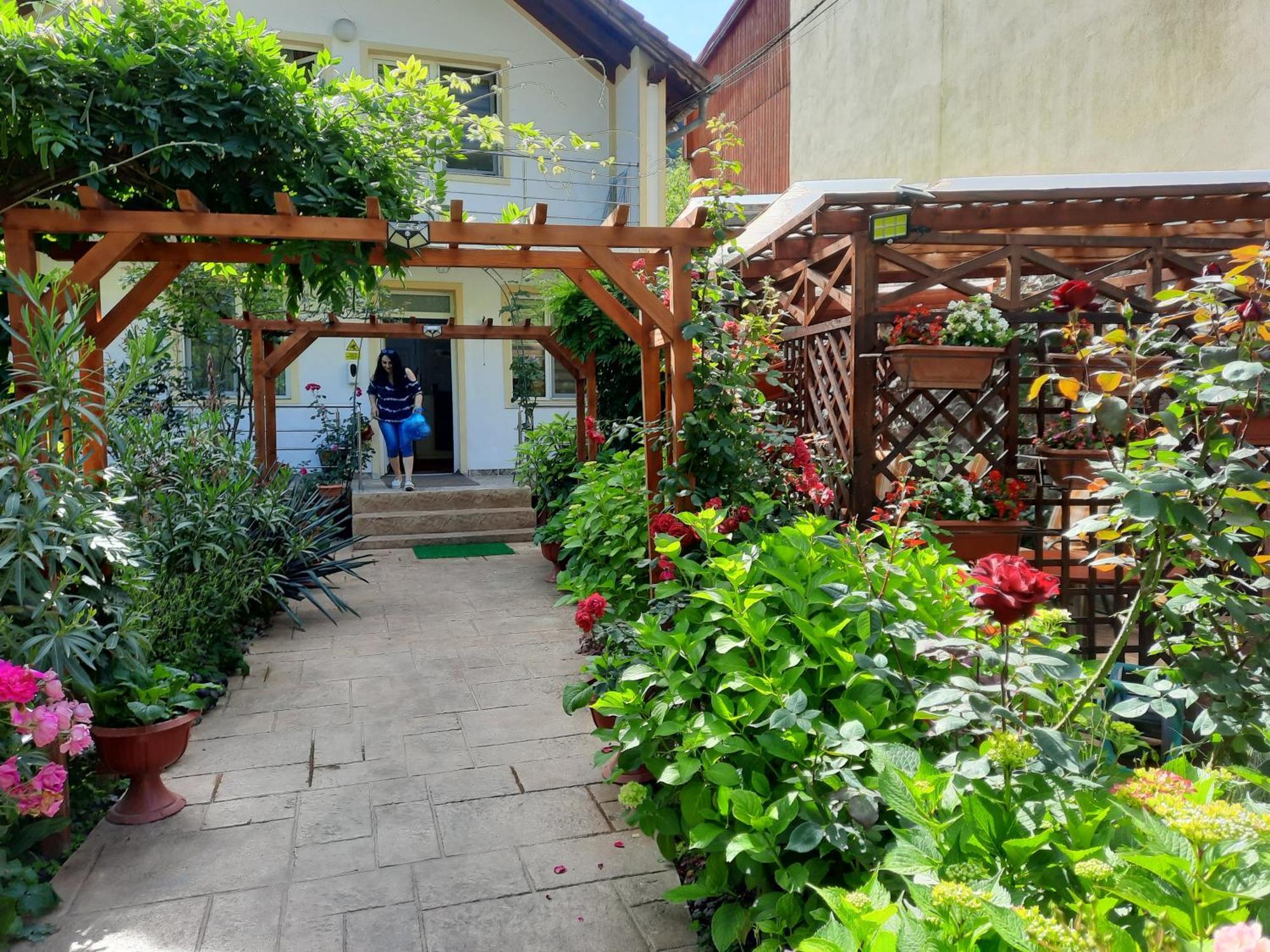 Pension Eden Băile Herculane Exterior foto